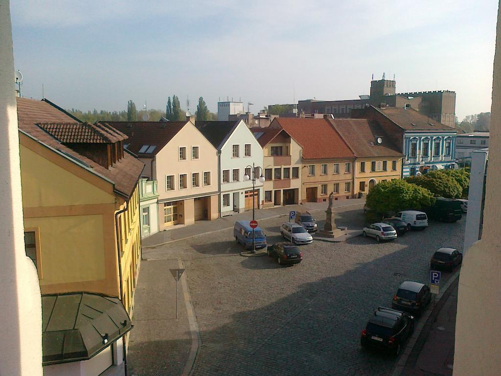 Hotel Mrazek Pardubice Luaran gambar